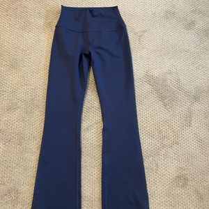 Alo airlift wide leg legging